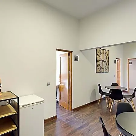 Guest house Triana Eh 4*